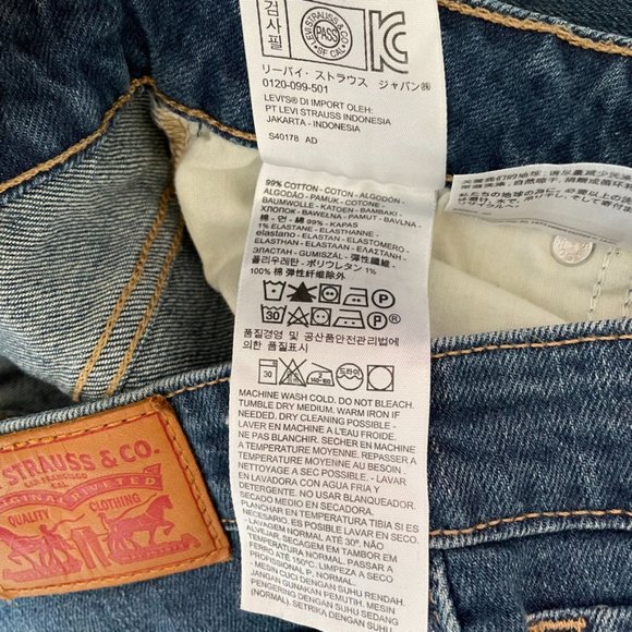 Levi's 721 High Rise Skinny Blue Jeans Sz 26 - Picture 7 of 7